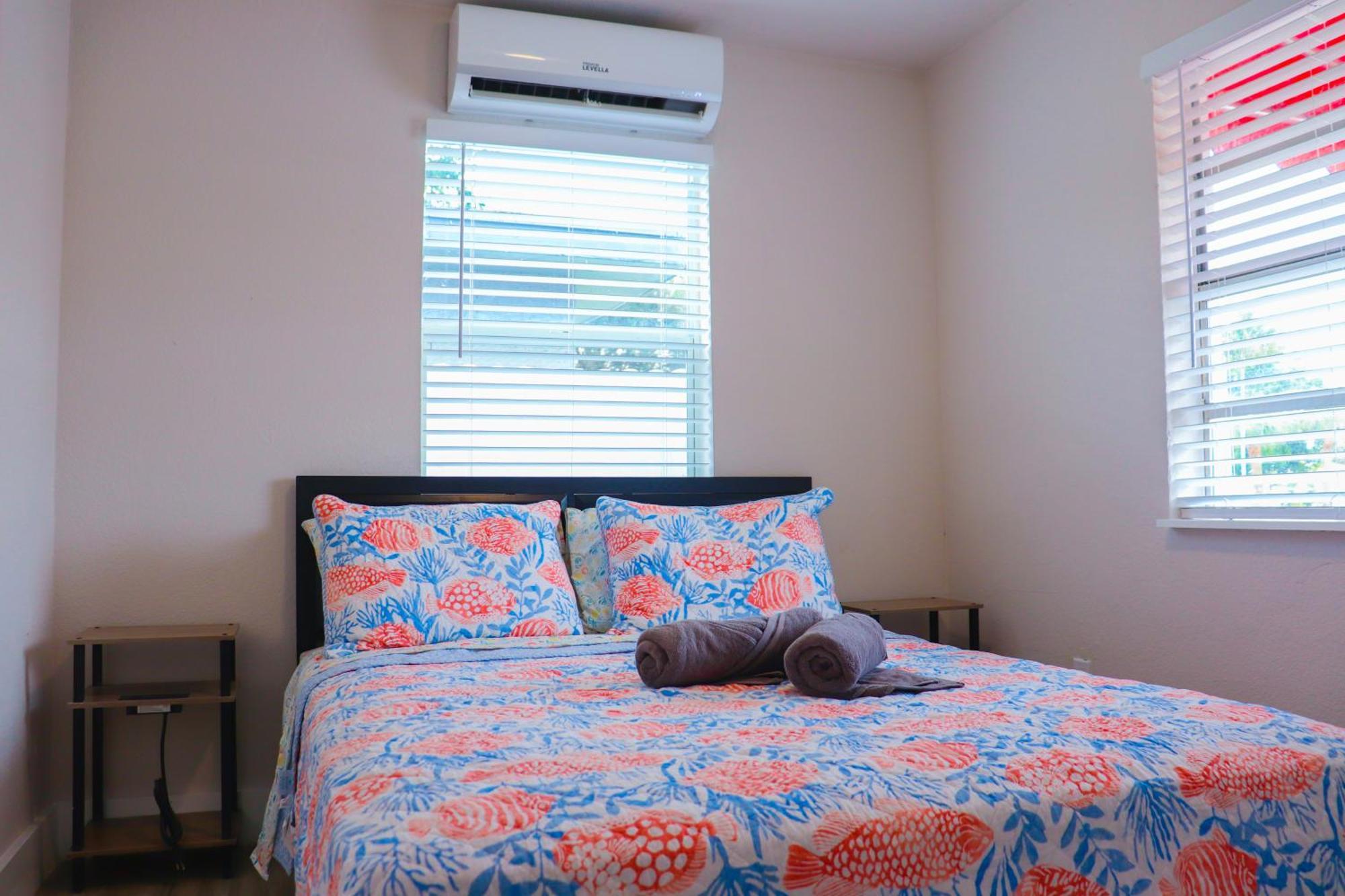 Flamingo Beach House Dania Beach Exterior photo