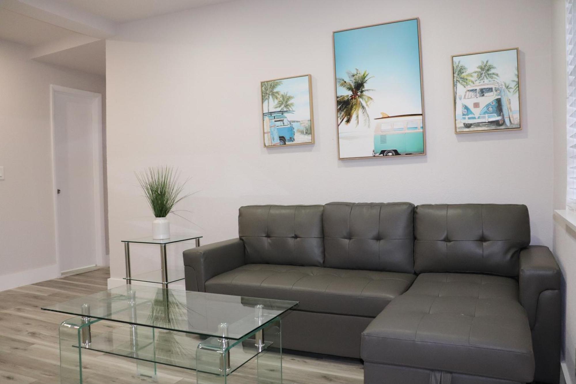 Flamingo Beach House Dania Beach Exterior photo